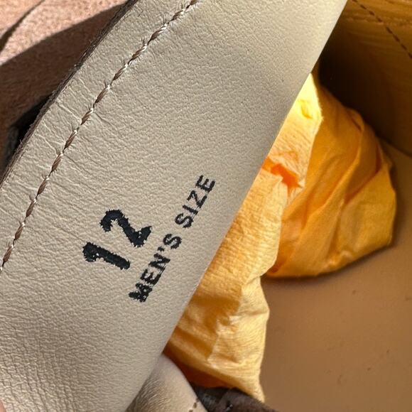 Tod’s suede low-heel loafer - Picture 4 of 9